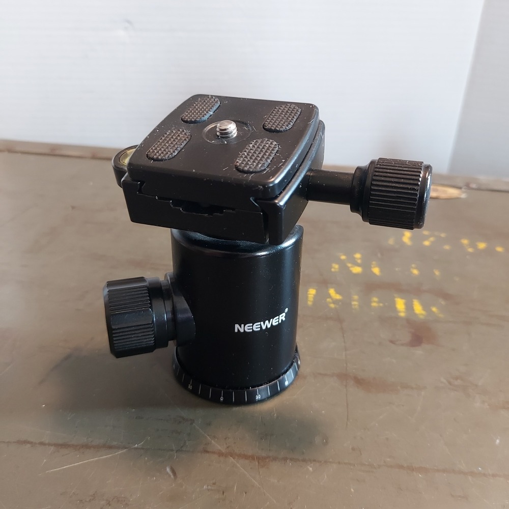 Neewer Professional Aluminum Alloy 360 Degree Panoramic Tripod Ball Head Black